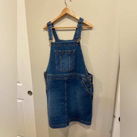 Boden Denim Jumper - Picture 1 of 3